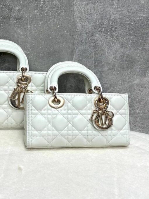 Женская сумка Dior Lady D-Joy M0613ONGE Premium White (два размера: 22 - 26 см) - фото 1