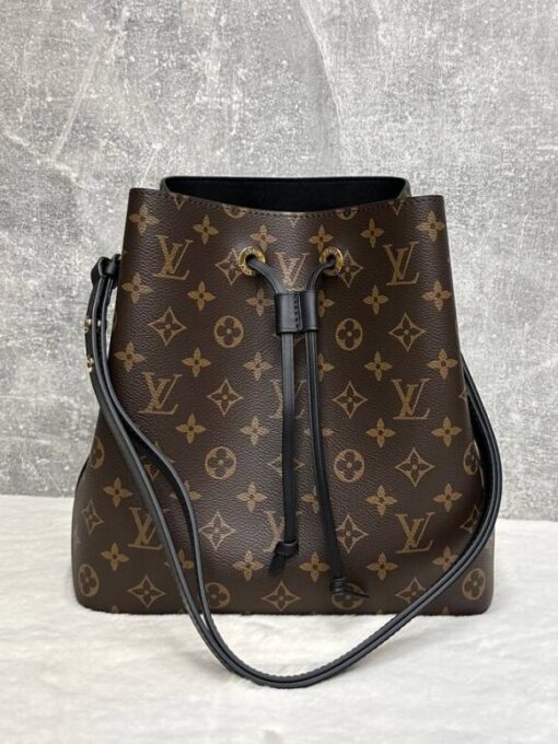 Женская сумка Louis Vuitton NeoNoe Premium 25-25/17 см коричневая с чёрным - фото 1