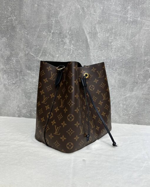 Женская сумка Louis Vuitton NeoNoe Premium 25-25/17 см коричневая с чёрным - фото 8