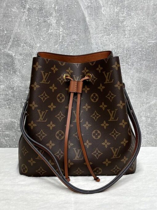 Женская сумка Louis Vuitton NeoNoe Premium 25-25/17 см коричневая - фото 1