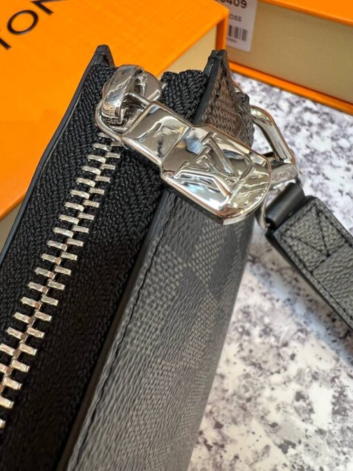 Бумажник Louis Vuitton Zippy Dragonne Premium 19-11/3.5 см серый - фото 4