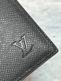 Обложка для паспорта Louis Vuitton Premium A119366 14/10 см чёрная