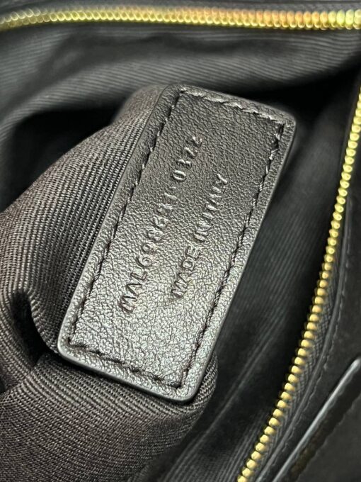 Хозяйственная сумка YSL Icare Maxi 698651 Premium кожаная стёганая чёрная 38X58/43Х8 см - фото 9