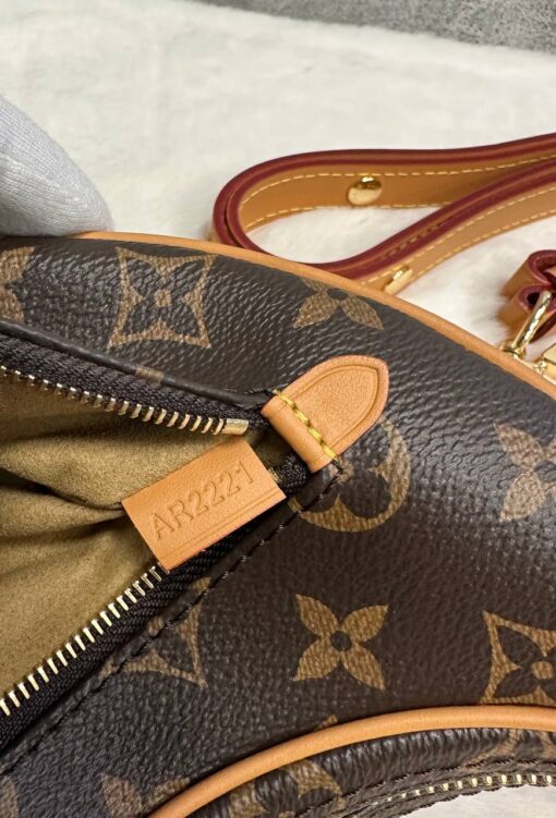 Женская сумка Louis Vuitton Loop M81098 Premium 22-11/6 см коричневая - фото 10