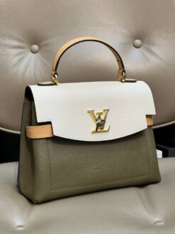Женская сумка Louis Vuitton Lockme Ever MM Premium 28-20/11 см бежевая - фото 4