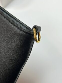 Женская сумка Celine Medium Wiltern Bag In Smooth Calfskin 113673FEO Premium Black 30-16/2 см