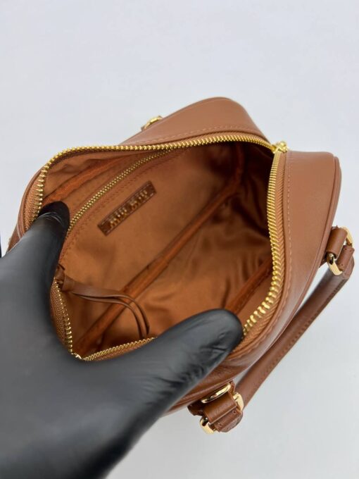 Сумка Miu Miu Arcadie Leather (два размера 23/13 и 28/14 см) коричневая - фото 7