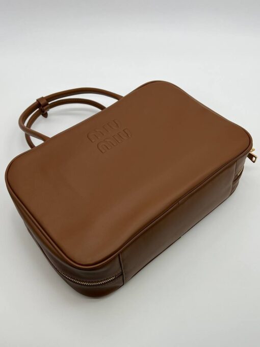 Сумка Miu Miu Leather Top-Handle (два размера 30/20 и 35/23 см) коричневая - фото 2