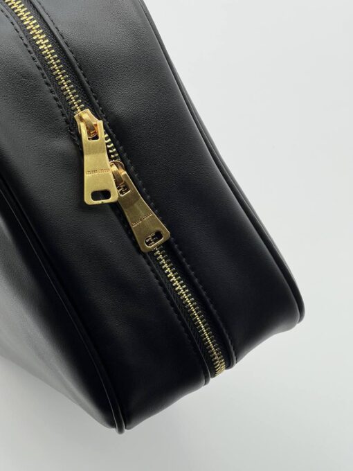 Сумка Miu Miu Leather Top-Handle (два размера 30/20 и 35/23 см) чёрная - фото 5