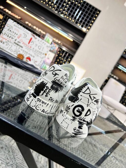 Кроссовки мужские Dolce & Gabbana Portofino A121415 с принтом белые - фото 6