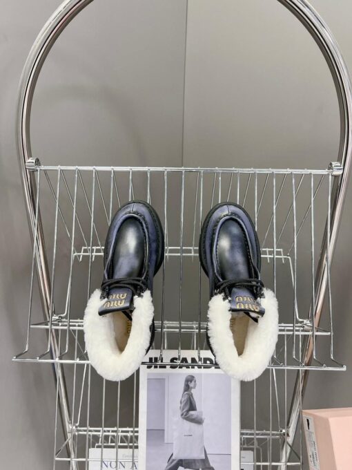 Ботинки Miu Miu Fume Leather Booties 5T965D Winter Premium Black - фото 3