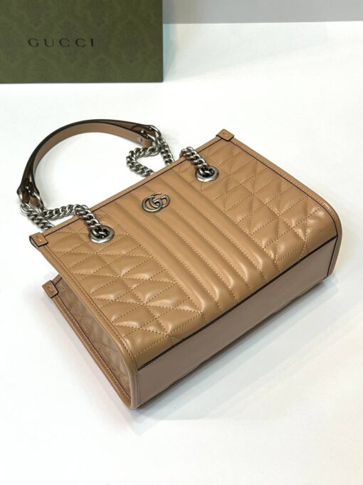 Женская сумка Gucci GG Marmont Premium 25/18/11 см коричневая - фото 8