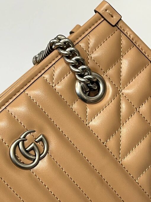 Женская сумка Gucci GG Marmont Premium 25/18/11 см коричневая - фото 2