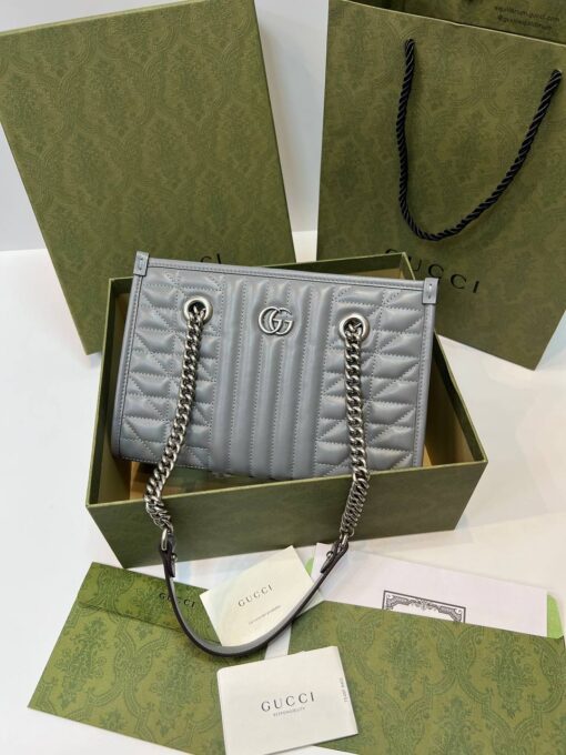 Женская сумка Gucci GG Marmont Premium 25/18/11 см серая - фото 8