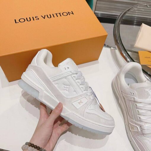 Кроссовки Louis Vuitton Trainer Premium A122324 White - фото 7