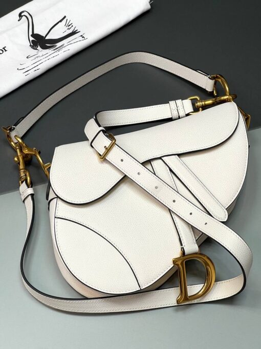 Женская сумка Christian Dior Saddle M0455CBAA Premium 25/20/7 см белая - фото 7