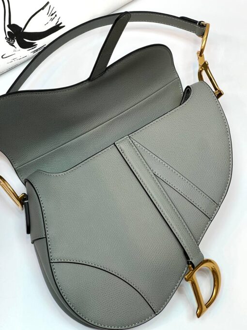 Женская сумка Christian Dior Saddle M0455CBAA Premium 25/20/7 см серая - фото 5