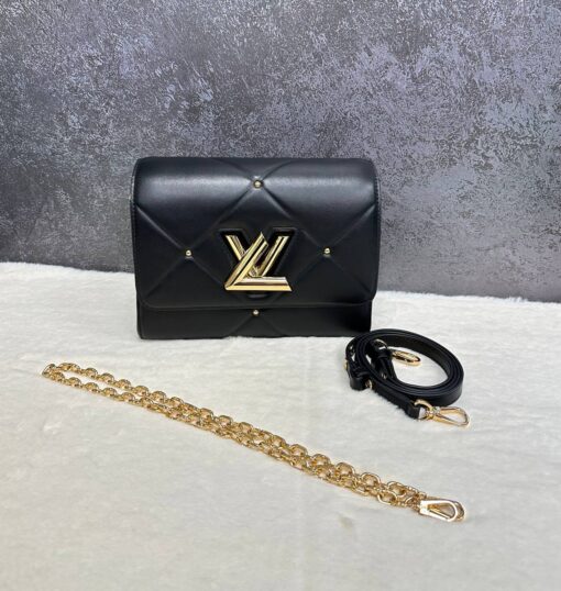 Женская сумка Louis Vuitton Twist MM M59029 Premium 23/15/10 см чёрная - фото 2