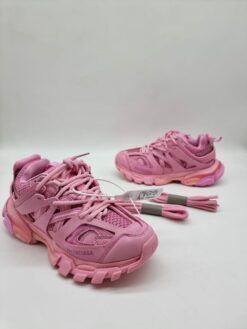Женские кроссовки Balenciaga Track A123305 розовые - фото 6