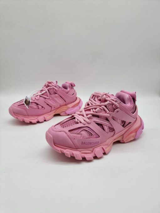 Женские кроссовки Balenciaga Track A123305 розовые - фото 4