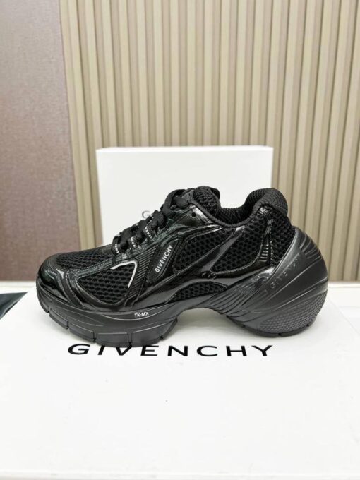 Кроссовки Givenchy TK-MX Runner A123921 Black - фото 4