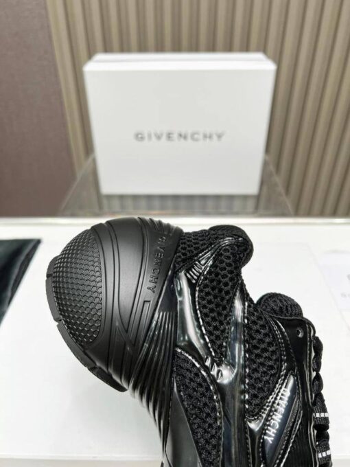Кроссовки Givenchy TK-MX Runner A123921 Black - фото 6