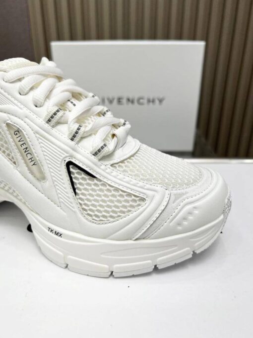 Кроссовки Givenchy TK-MX Runner A123945 White - фото 7