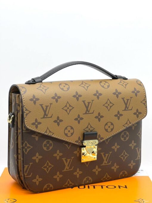Женская сумка Louis Vuitton Pochette Metis 25/18 см A125144 коричневая - фото 1