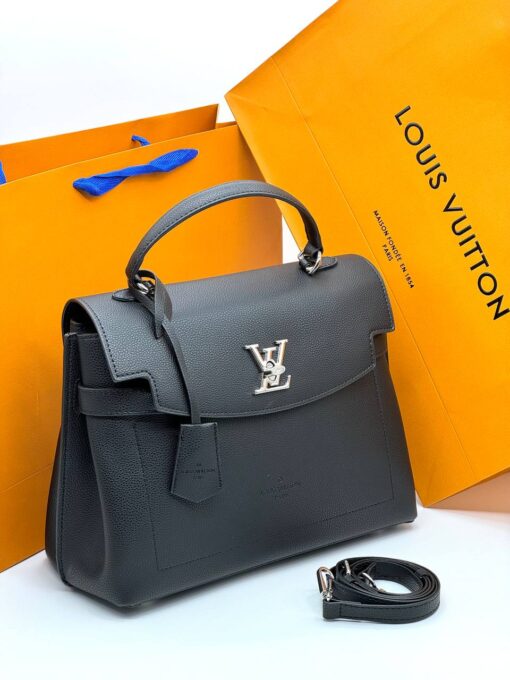 Женская сумка Louis Vuitton Lockme A125243 30/23 см чёрная - фото 1