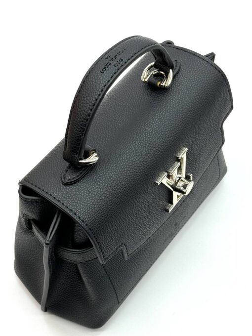 Женская сумка Louis Vuitton Lockme A125261 22/16 см чёрная - фото 4
