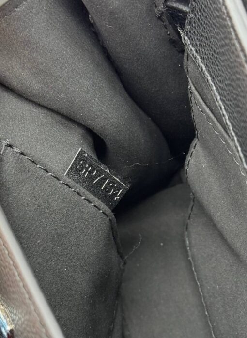 Женская сумка Louis Vuitton Lockme A125261 22/16 см чёрная - фото 6