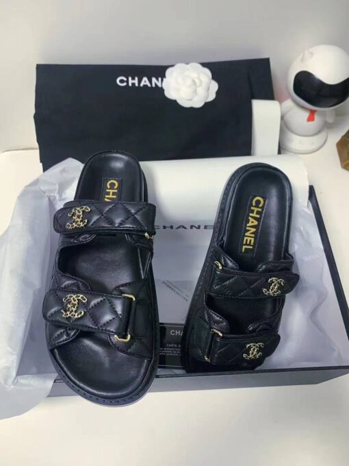 Шлепанцы женские Chanel кожаные A125417 премиум чёрные - фото 5