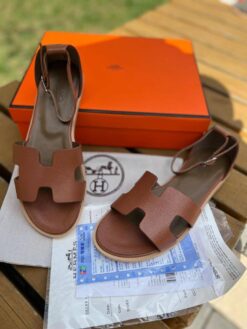 Босоножки женские Hermes Chypre Sandals A125714 кожаные фактурные коричневые