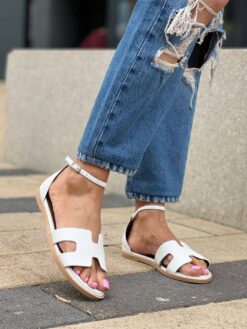 Босоножки женские Hermes Chypre Sandals A125736 кожаные фактурные белые