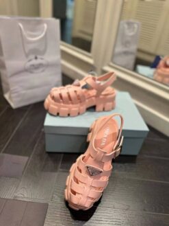Женские сандалии Prada Monolith A126551 розовые
