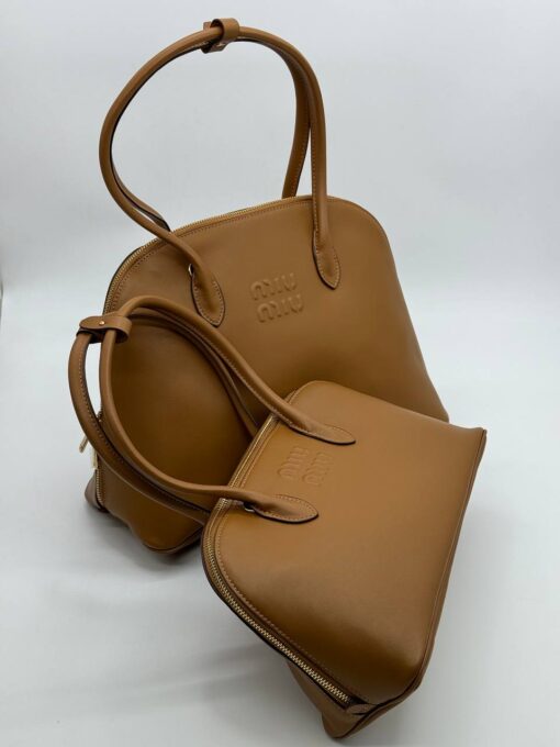 Сумка Miu Miu Leather (два размера 32/18 и 38/27 см) коричневая - фото 2