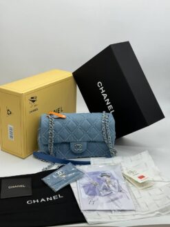 Женская сумка Chanel 26×14 голубая A127605
