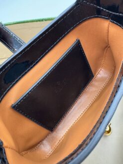 Женская кожаная сумка-хобо Gucci Jackie 20/14 см чёрная