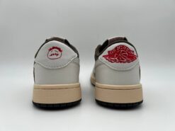 Кроссовки Nike Air Jordan 1 Low x Travis Scott хаки-белые с бежевым