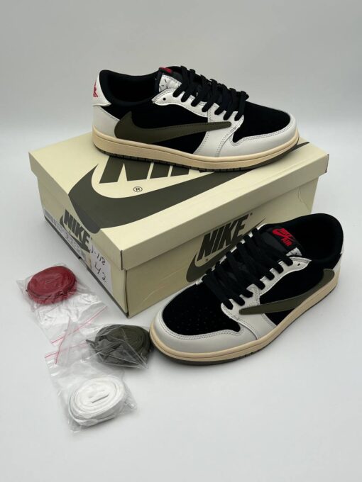 Кроссовки Nike Air Jordan 1 Low x Travis Scott чёрно-белые с хаки - фото 5