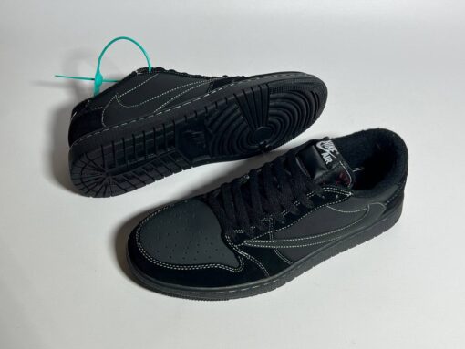 Кроссовки Nike Air Jordan 1 Low x Travis Scott чёрные - фото 4