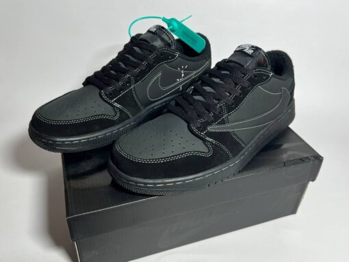 Кроссовки Nike Air Jordan 1 Low x Travis Scott чёрные - фото 5