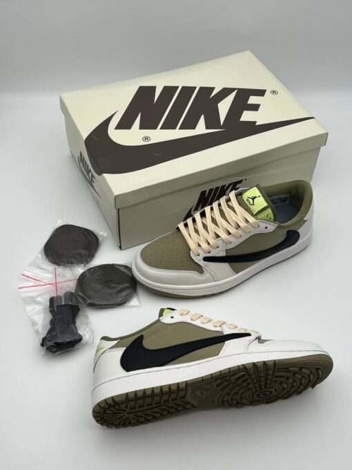 Кроссовки Nike Air Jordan 1 Low x Travis Scott хаки с белым - фото 6