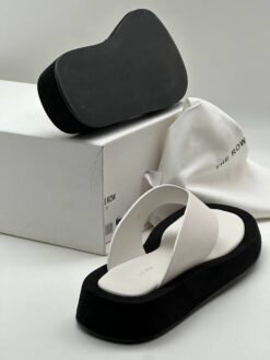 Шлёпанцы женские The Row Ginza Sandal in Suede F1138L White