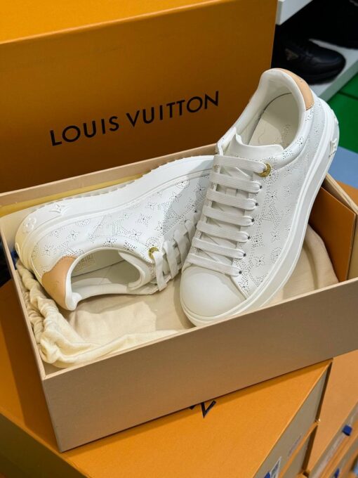 Кроссовки женские Louis Vuitton Time Out 1ACHO4 Premium White - фото 2