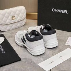 Кроссовки женские Chanel A129080 белые