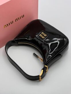 Сумка Miu Miu Leather Hobo Bag 23/13 см A129249 чёрная