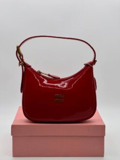 Сумка Miu Miu Leather Hobo Bag 23/13 см A129254 красная