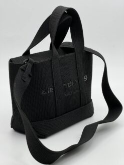 Женская сумка Alexander Wang A129596 тканевая 25/15 см черная