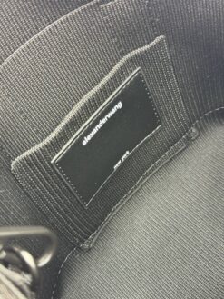 Женская сумка Alexander Wang A129596 тканевая 25/15 см черная